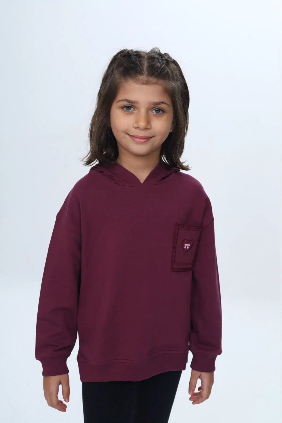 Kız Çocuk Relax Fit Kapüşonlu Düşük Omuz Nakışlı Sweatshirt - Cep Detaylı - Mor