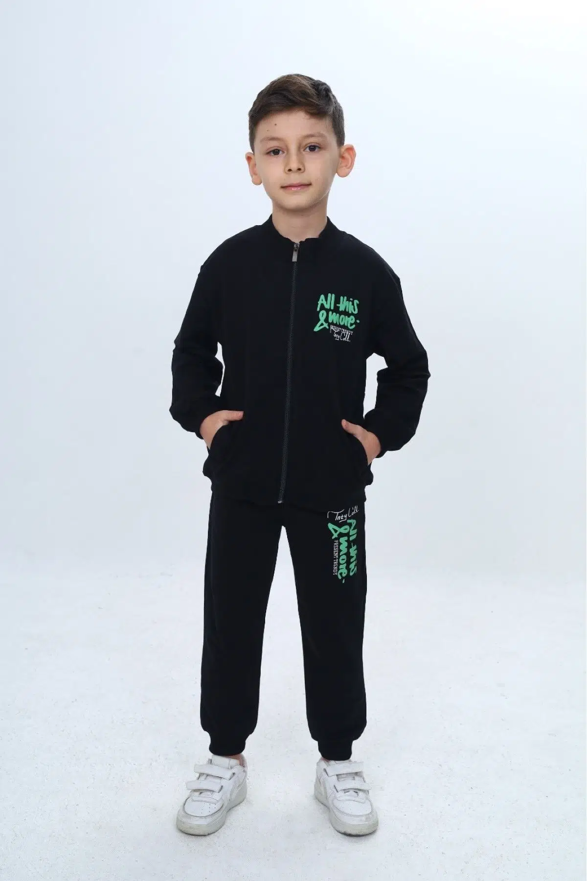 Erkek Çocuk 2'li Takım Baskılı Fermuarlı Cepli Sweatshirt &amp; Beli Paçası Lastikli Cepli Jogger Eşofman Altı - 2 İplik 24965 - Siyah