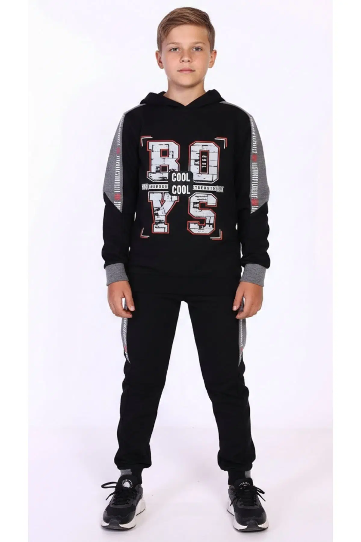 Toontoy Erkek Çocuk 2li Eşofman Takımı Kapüşonlu Baskılı Sweatshirt - Beli Paçası Lastikli Eşofman Altı 13796 - Siyah